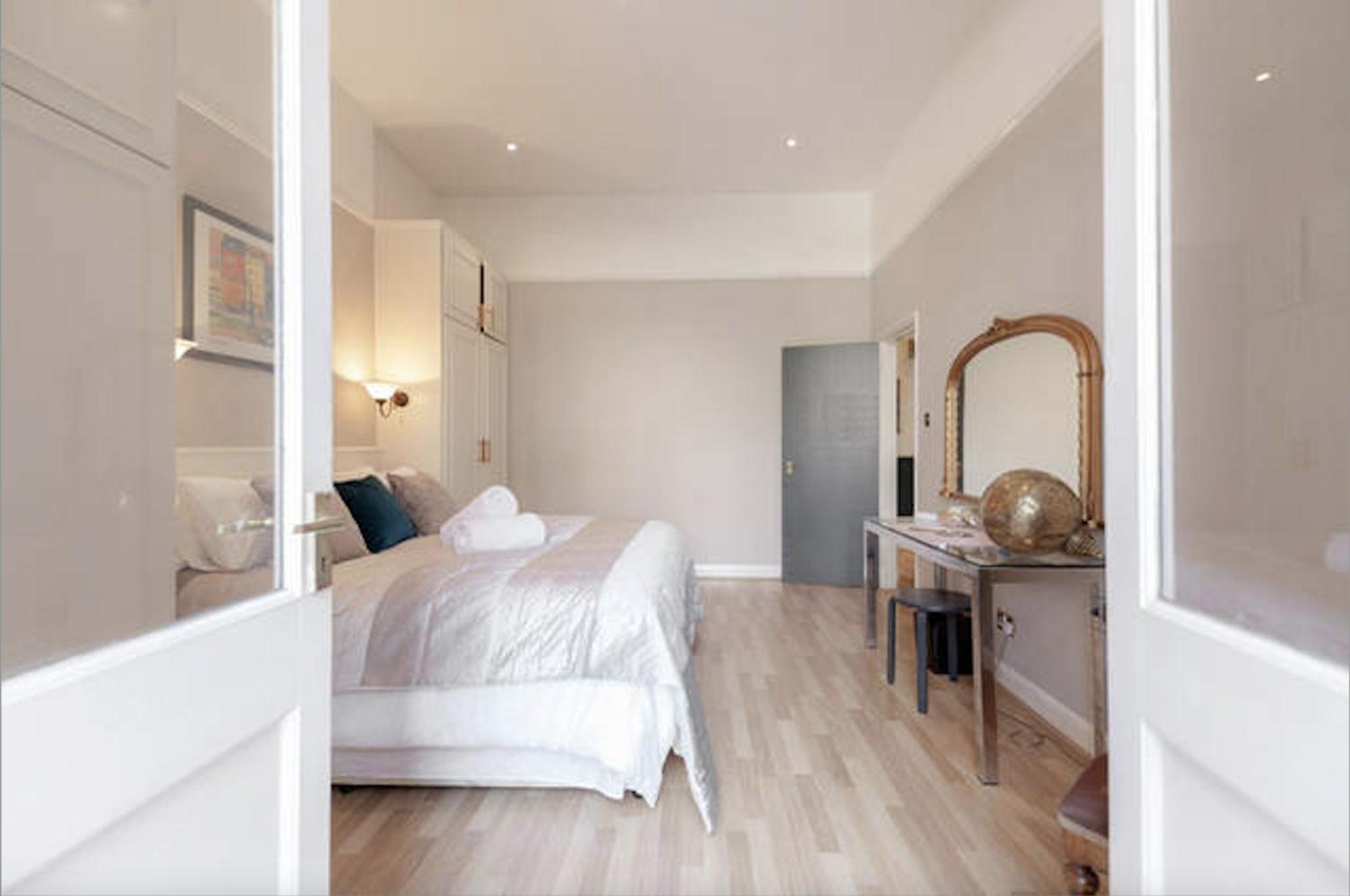 Kensington Grand Suite London Bagian luar foto